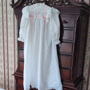 American Girl Night Gown (S).White, Ruffled Shoulders And Pink Ribbon Highlight